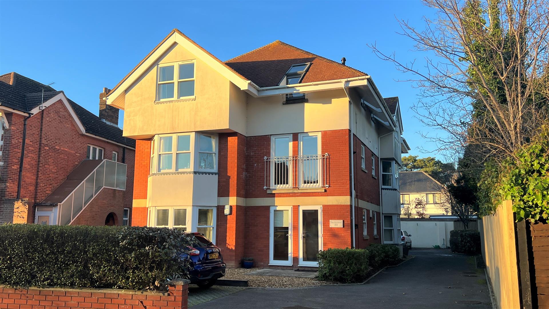 3 Bedroom Apartment Flaghead Road, Canford Cliffs